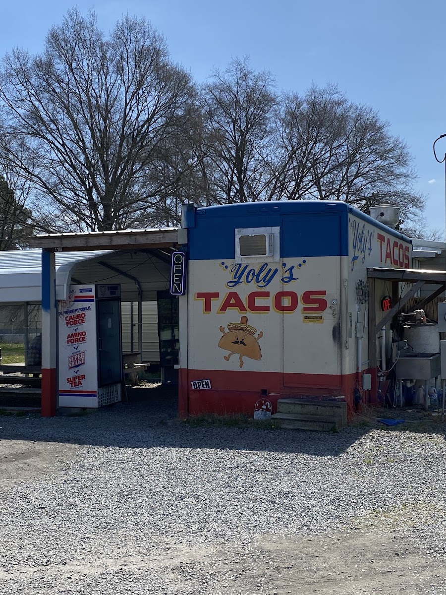 Yoly's Tacos